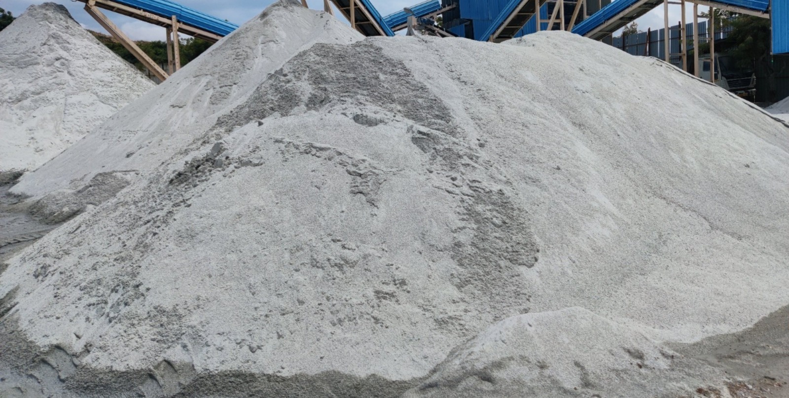 Manufacture sand (ROBOSAND)